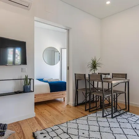 アパート Graca Apartment Duplex River View By Lisbon Heart *